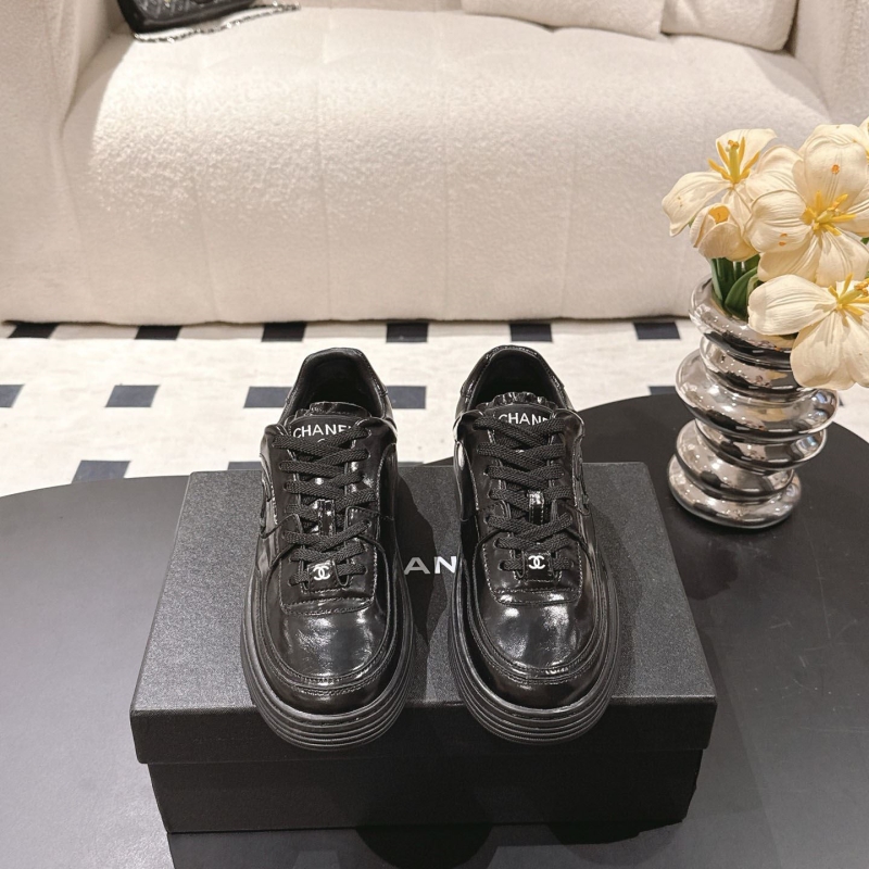 Ch**el sneakers